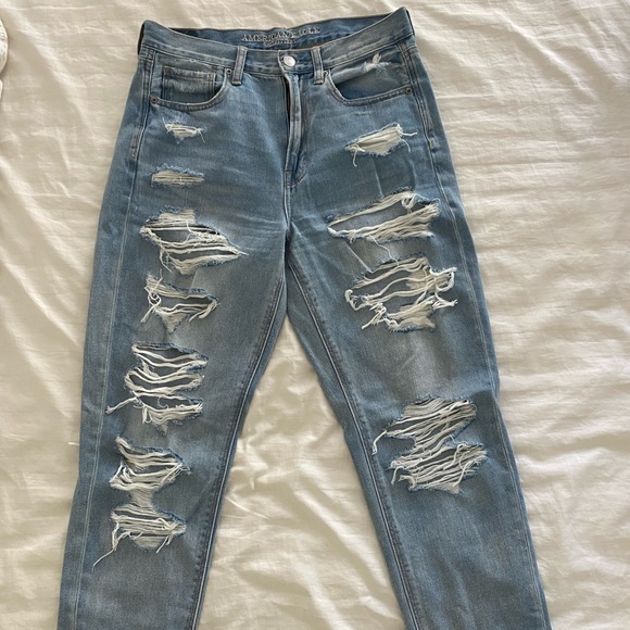 American Eagle Mom Jeans - Picture 1 of 4